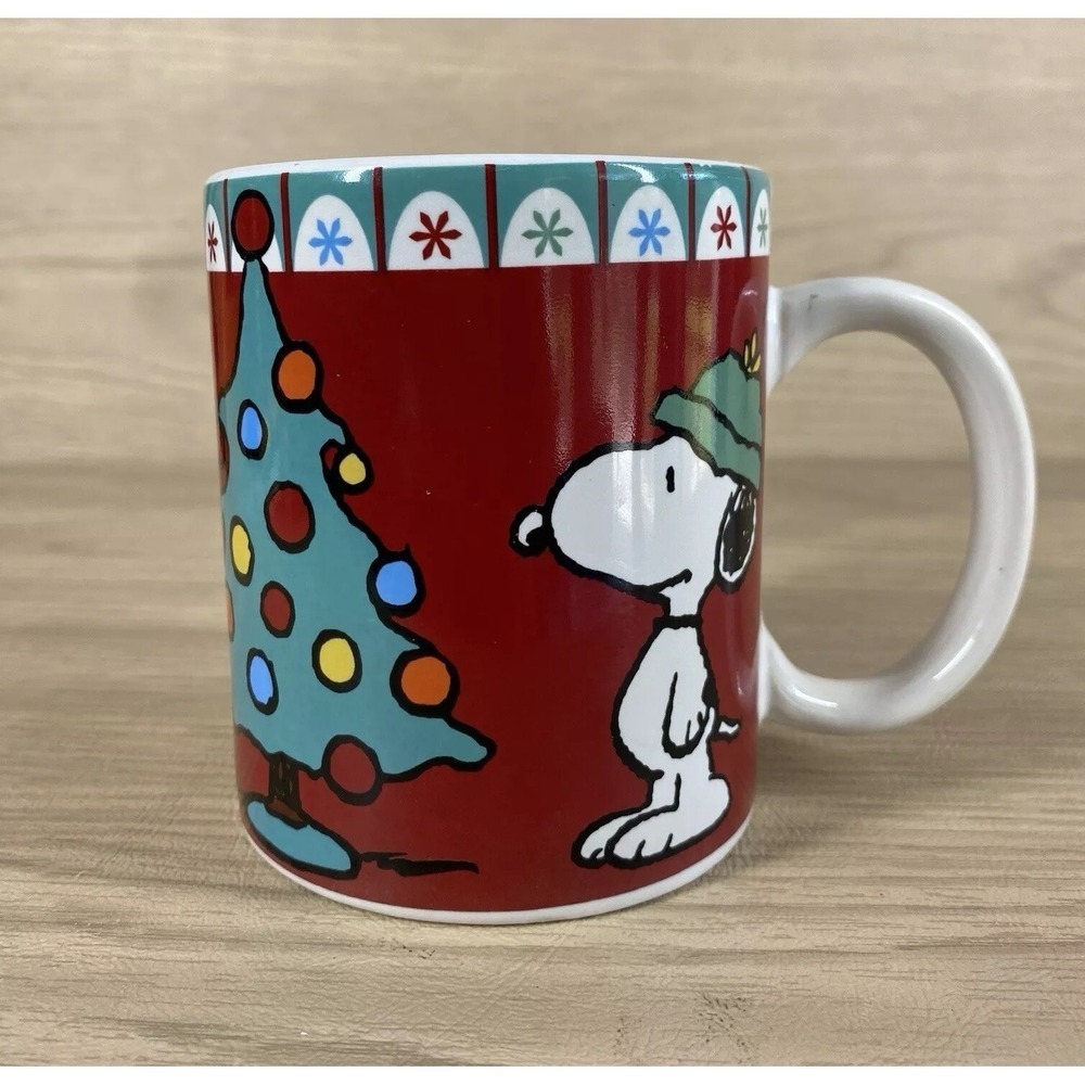 Christmas Peanuts Snoopy Coffee Mug Celebrate Peanuts 60 Years 2011